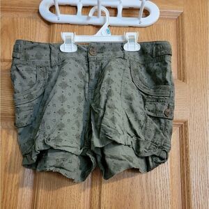 Maurices Olive Green Linen Shorts Size 3/4